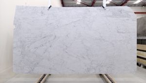 Bianco Carrara Ombra 042 Honed