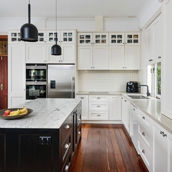 Western Cabinets_Colonial White